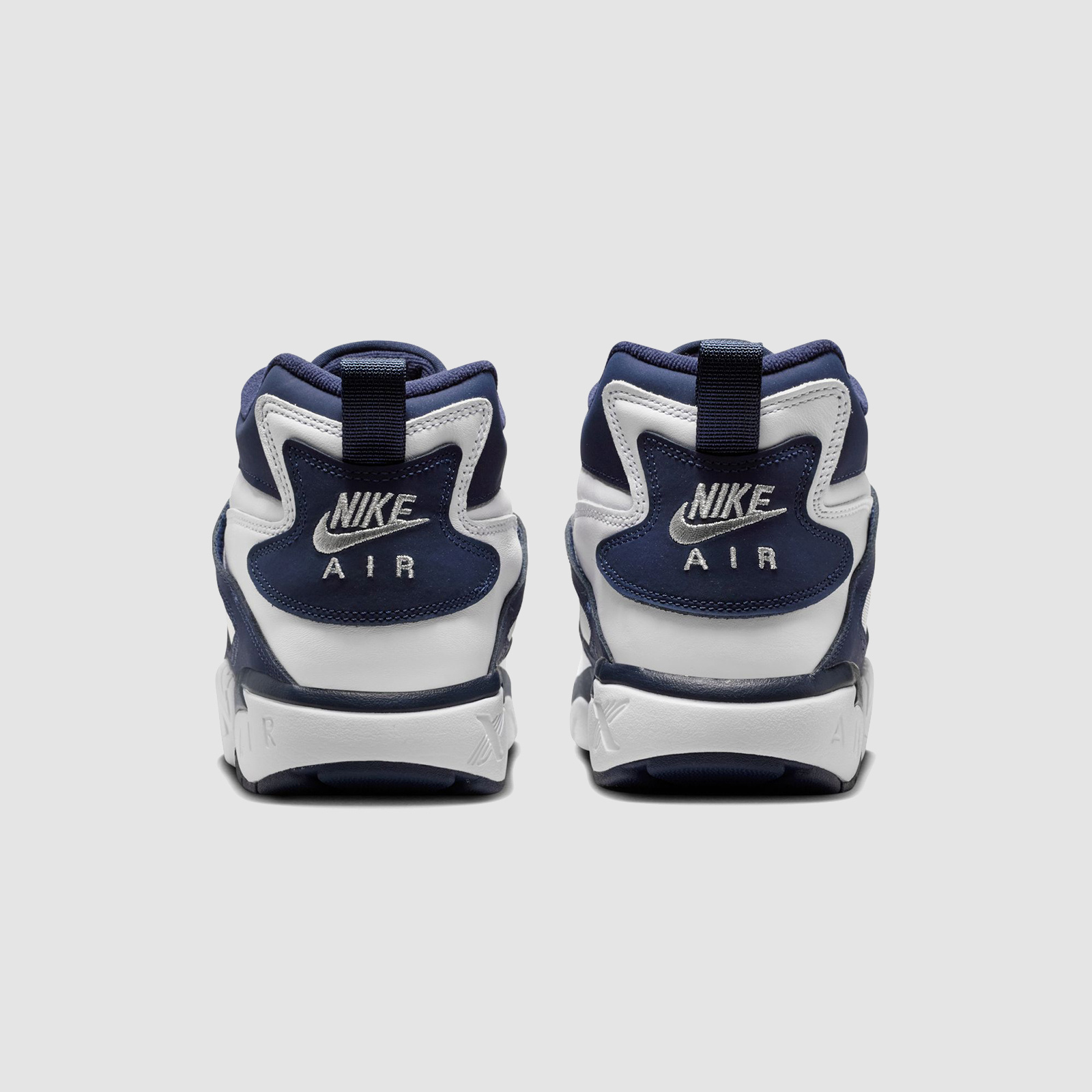 Nike Air Diamond Turf White/College Navy