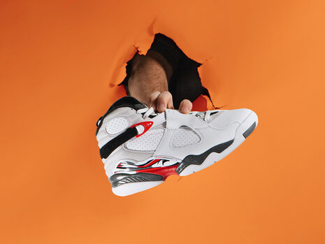 Jordan 8 'Bugs Bunny'