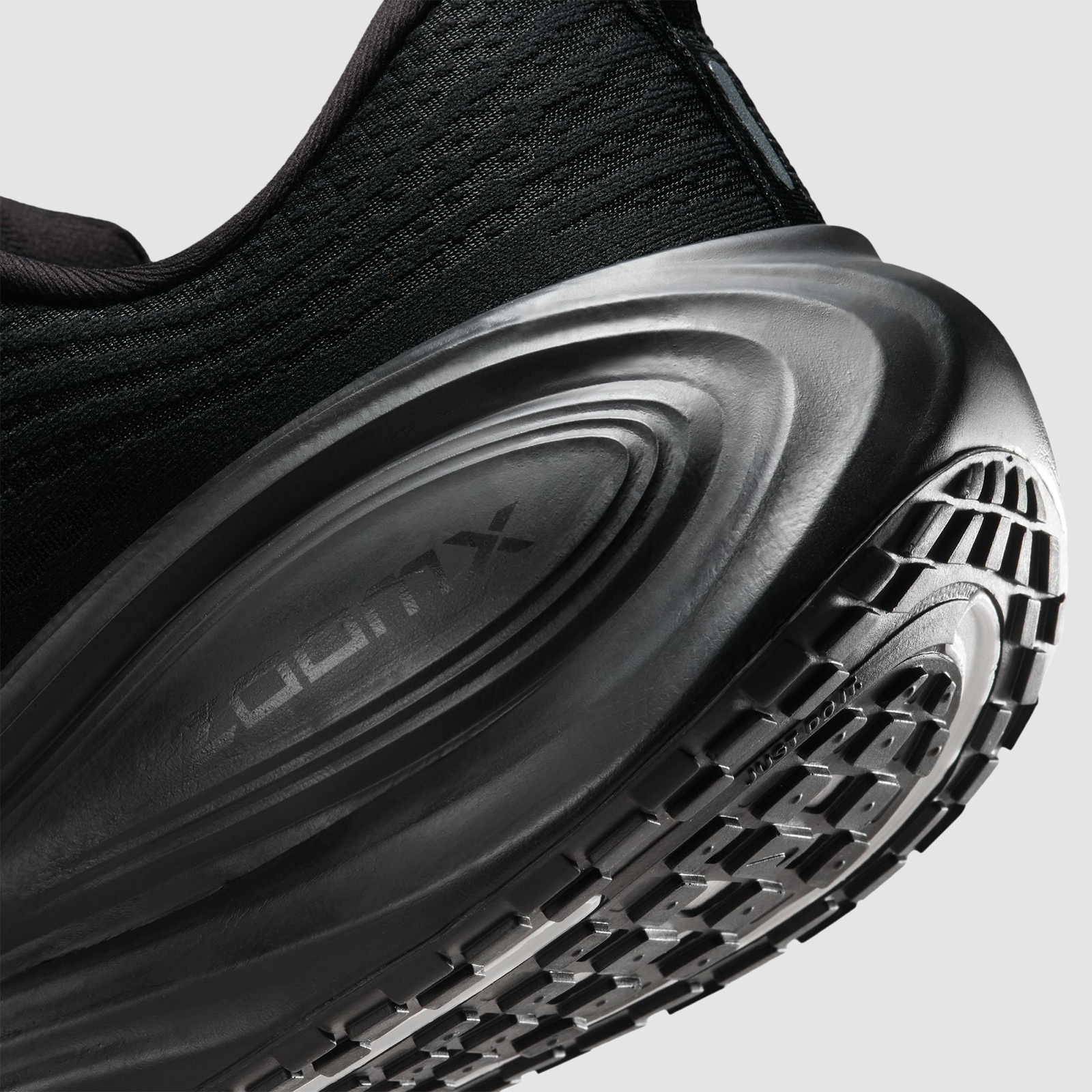 Nike Vomero Plus Black/Anthracite