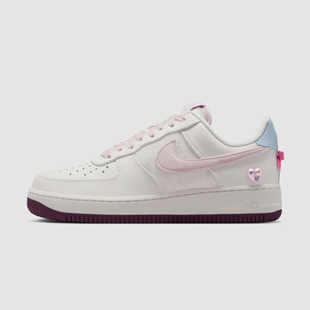 Nike Women's Air Force 1 Low Valentine's Day
