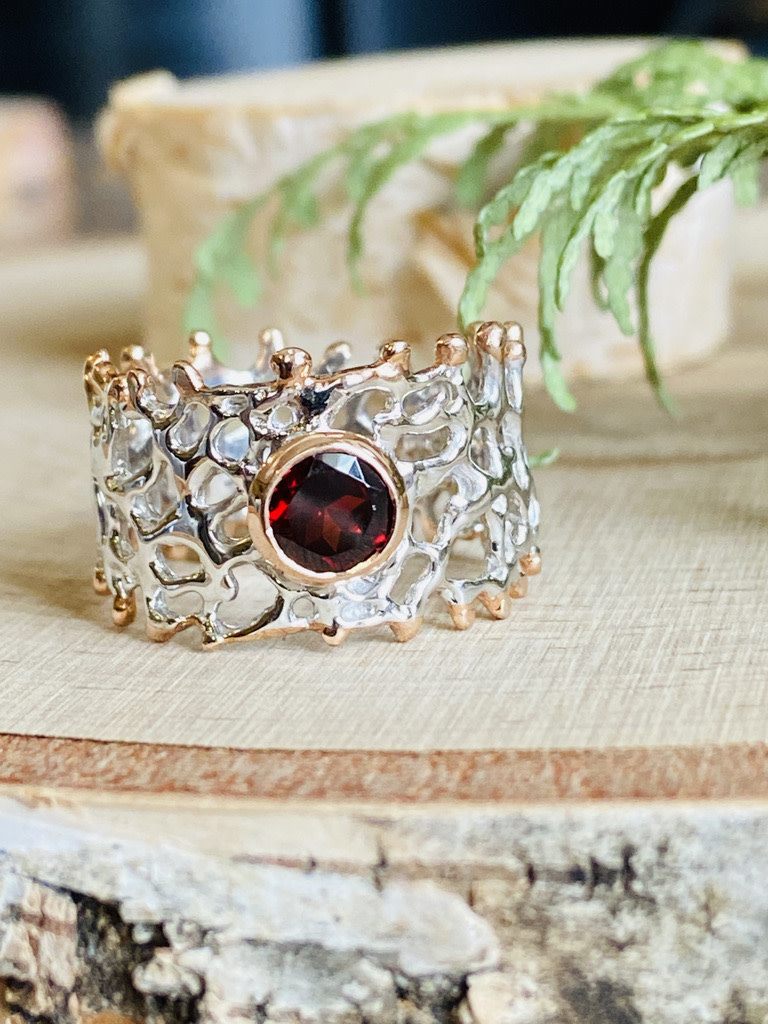 Garnet Branch Band Tipped in Rose Gold - Size 9