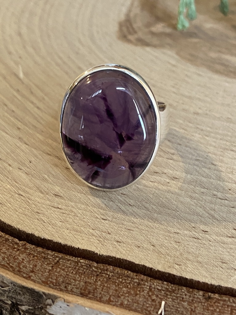 Record Keeper Amethyst Oval Sterling Ring - Size 9
