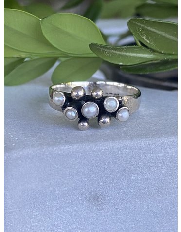Sterling Multi Pearl Ring - Size 7
