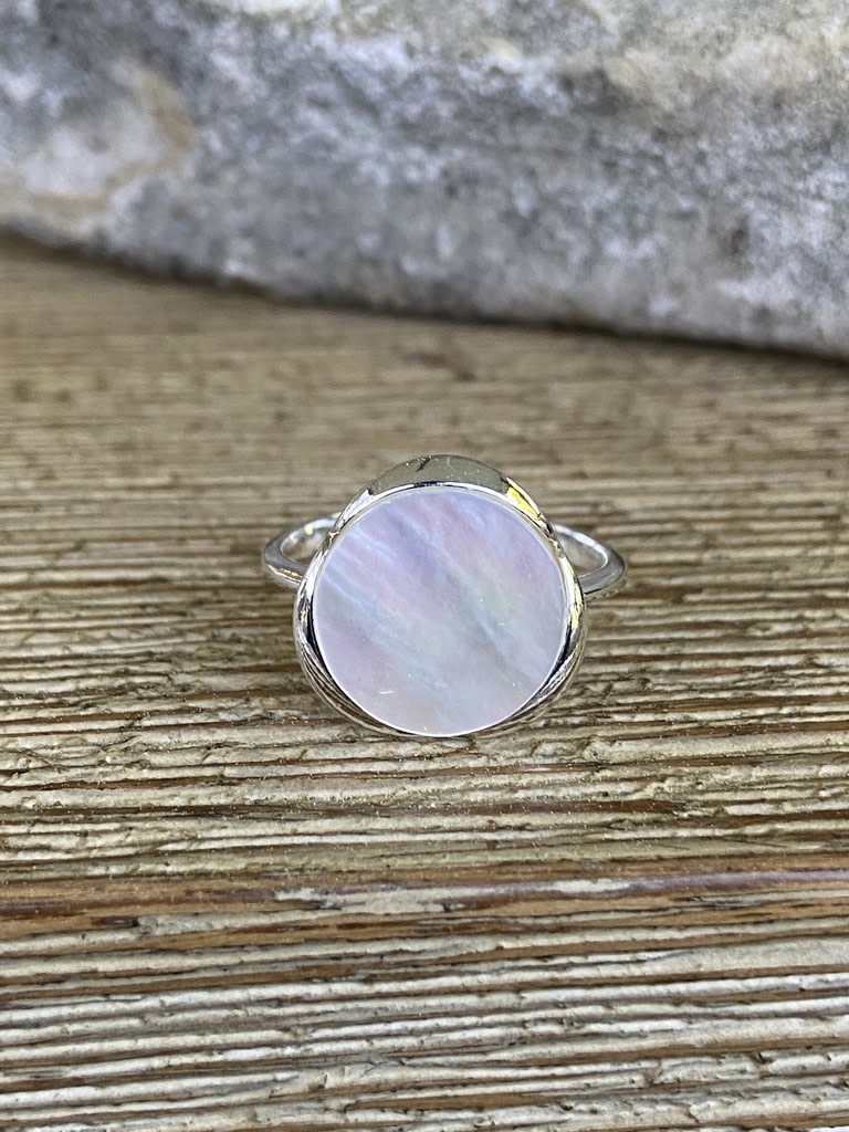 Sterling Mother of Pearl Triangle Set Ring - Size 7