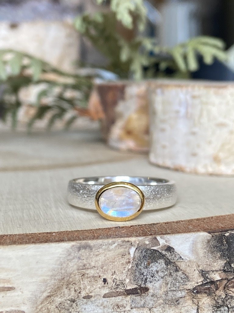 Moonstone Oval w/GP Texture Sterling Ring