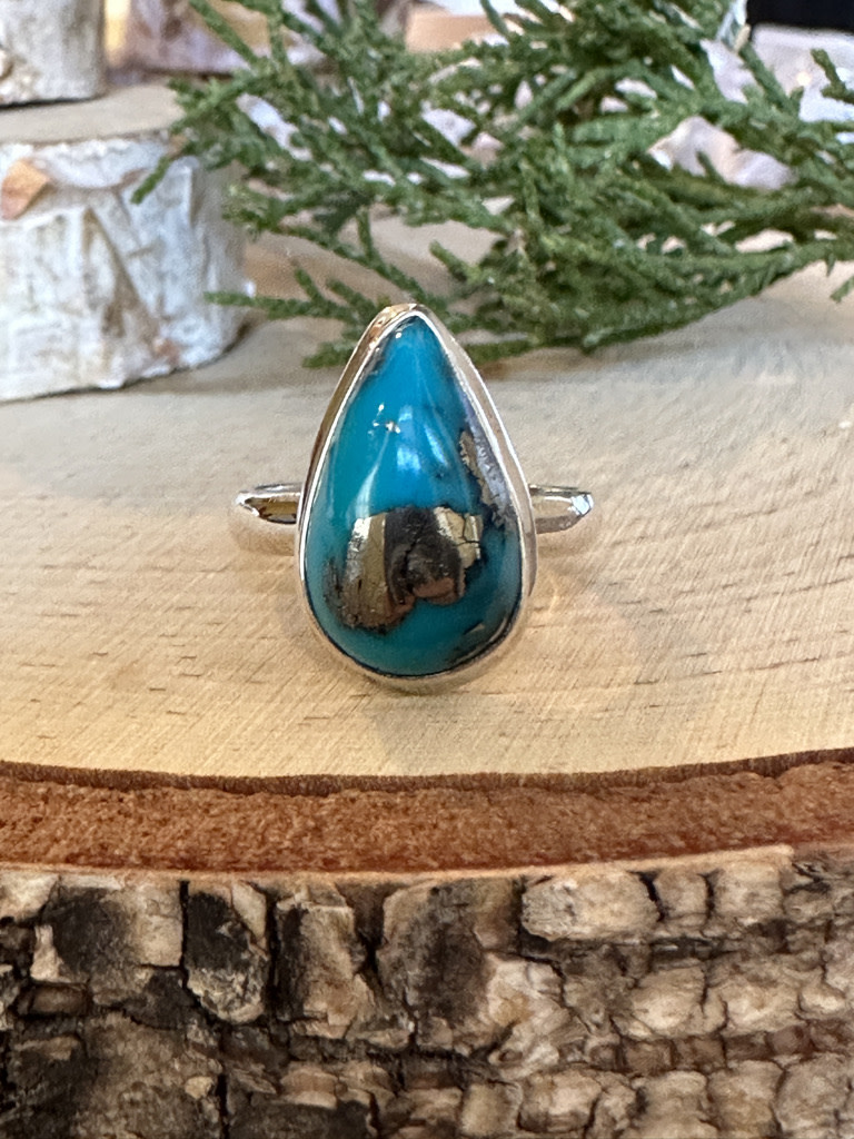 Nugent Perusian Turquoise Teardrop Ring Sz 9