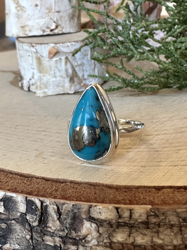 Nugent Perusian Turquoise Teardrop Ring Sz 9