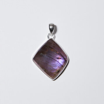 Nugent Purple Labradorite Sterling Pendant Nugent Purple Labradorite Sterling Pendant