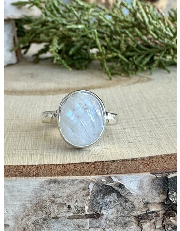 Carved Moonstone Sterling Ring Sz 6