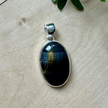 Nugent Blue Tiger Eye Oval Sterling Pendant