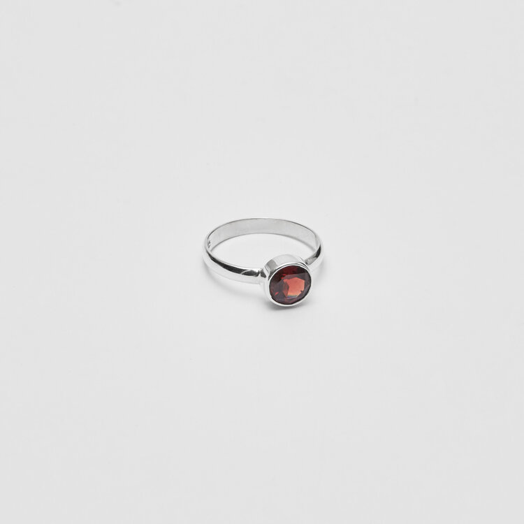 Garnet Round Sterling Ring Sz 7