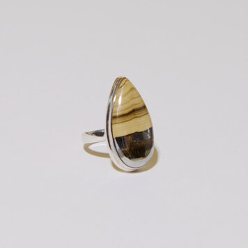 Schalenblende Large Teardrop Sterling Ring Sz 8