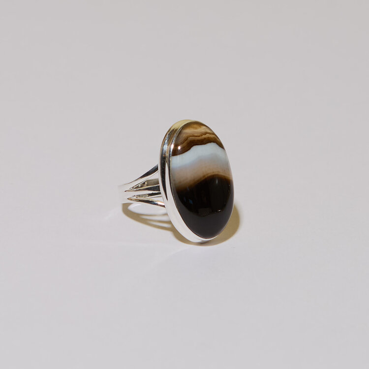 Black Banded Agate Oval Ring Sz 9