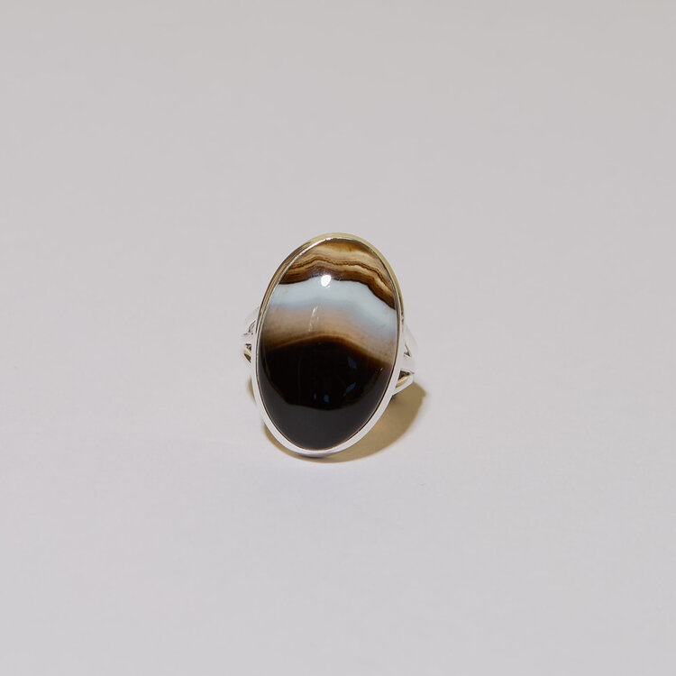 Black Banded Agate Oval Ring Sz 9