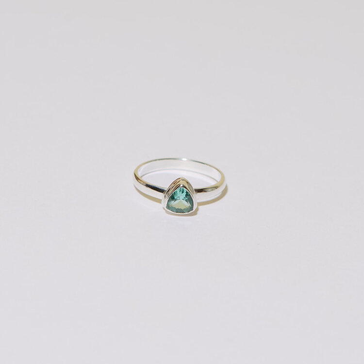 Apatite Trilliant Sterling Ring Sz 9