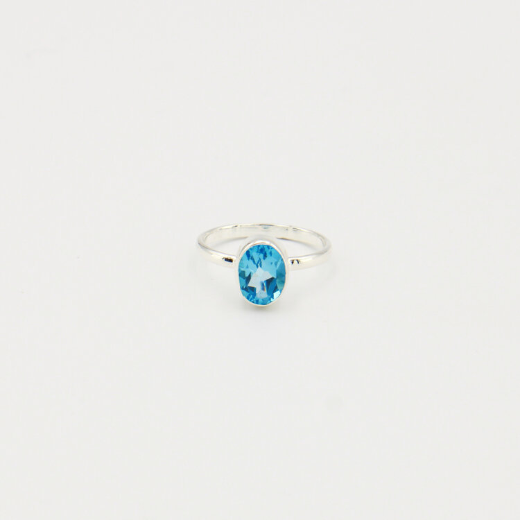 Blue Topaz Oval Sterling Ring Sz 7