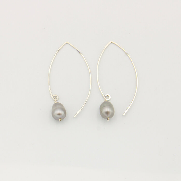 Grey Pearl Large Curved Sterling Threader