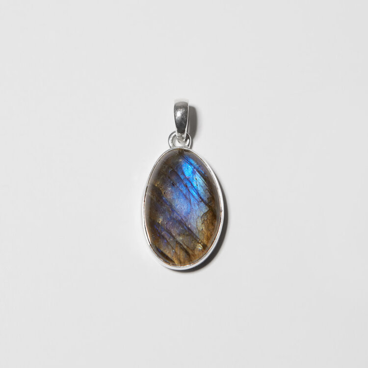 Labradorite Oval Sterling Pendant