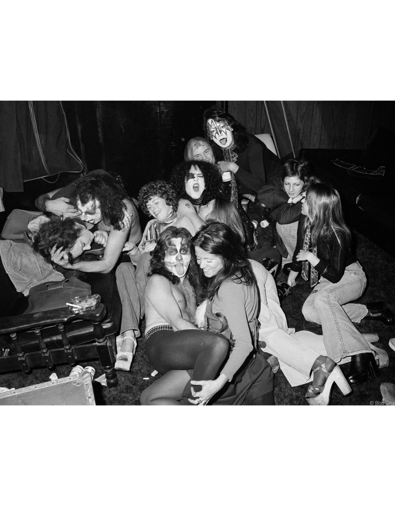 Gruen Kiss Orgy, NJ, 1974 by Bob Gruen