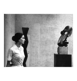 Arnold Sylvana Mangano (ITA), at the Museum of Modern Art, USA 1956 by Eve Arnold