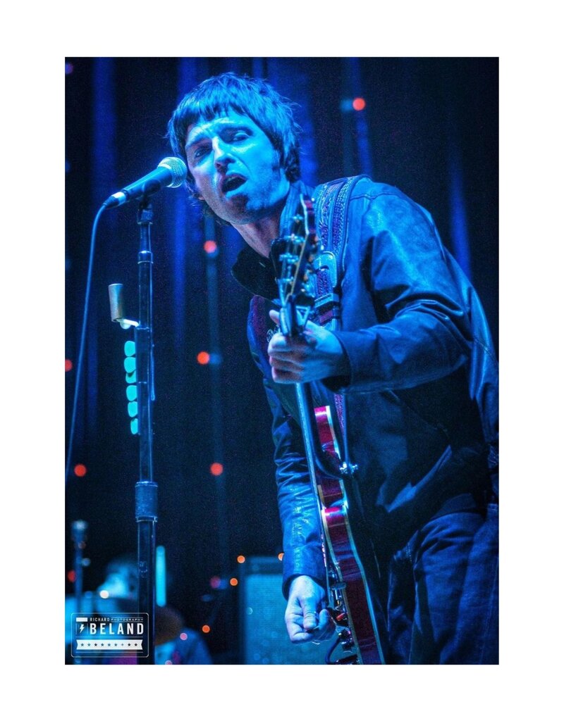 Beland Oasis - Noel Gallagher Molson Amphitheatre, Toronto 2005 by Richard Beland