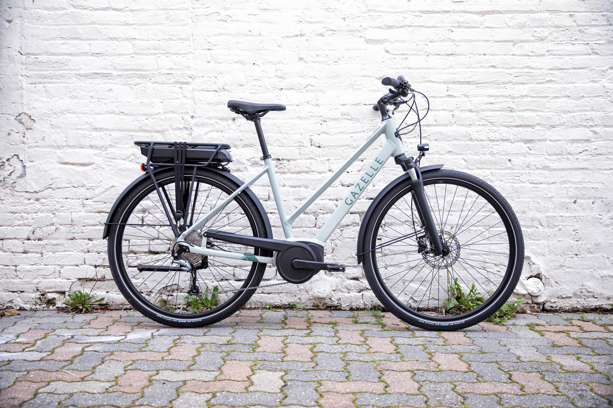 Vélo à assistance électrique Gazelle MEDEO T9 CITY low step Olive Echo sports
