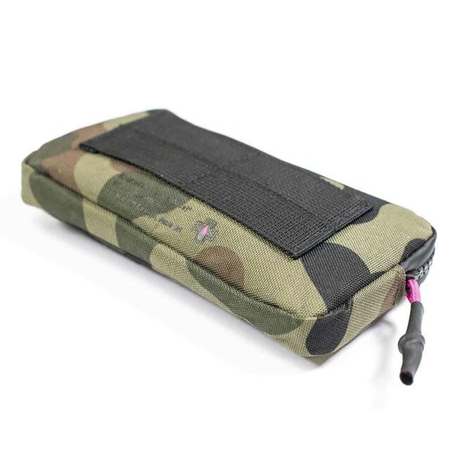 Muc-off Essentials  case camo