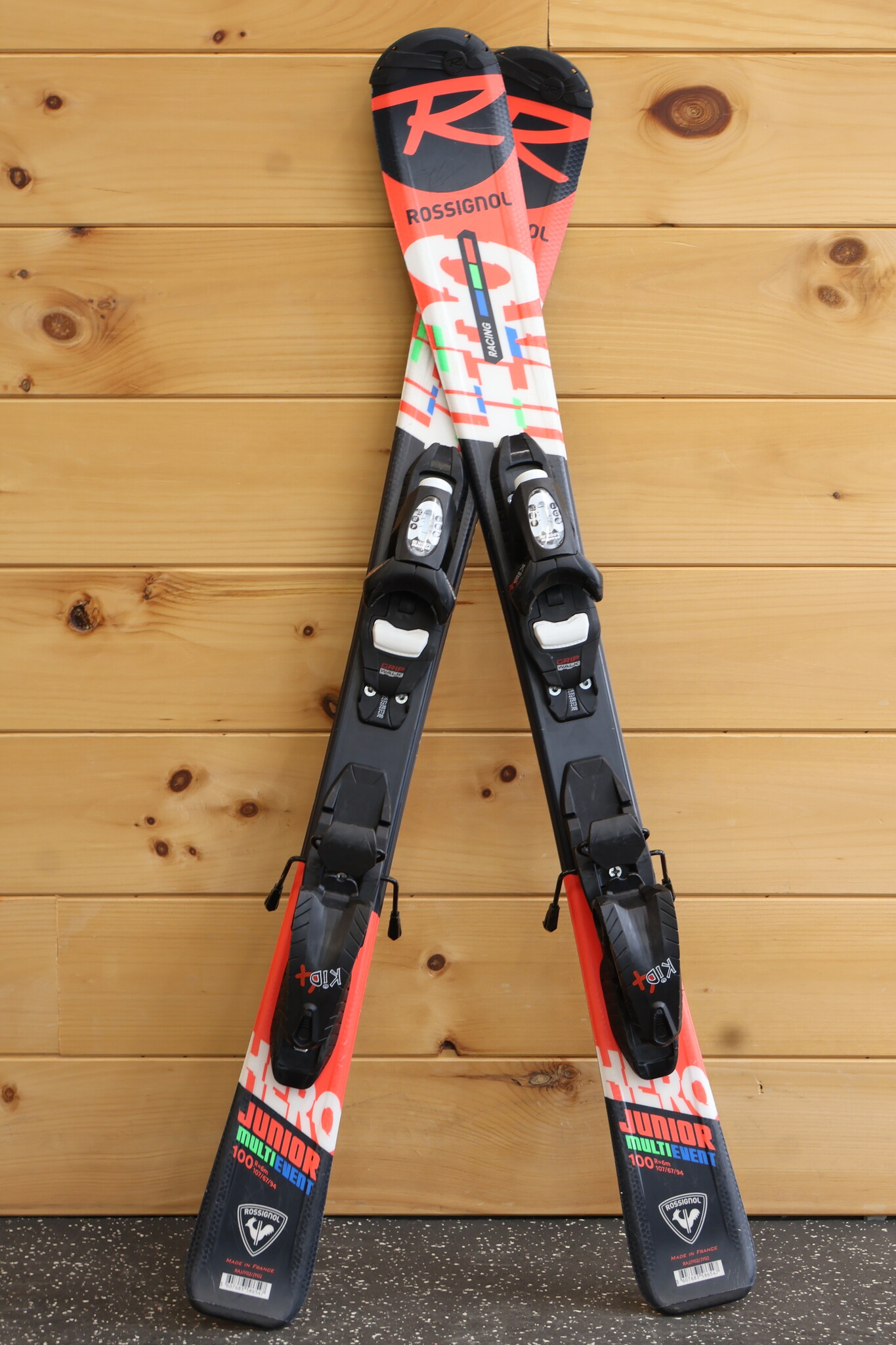 Skis Rossignol D'occasion - Modèle Non Précisé, Marque Rossignol, état D'usure Superficielle