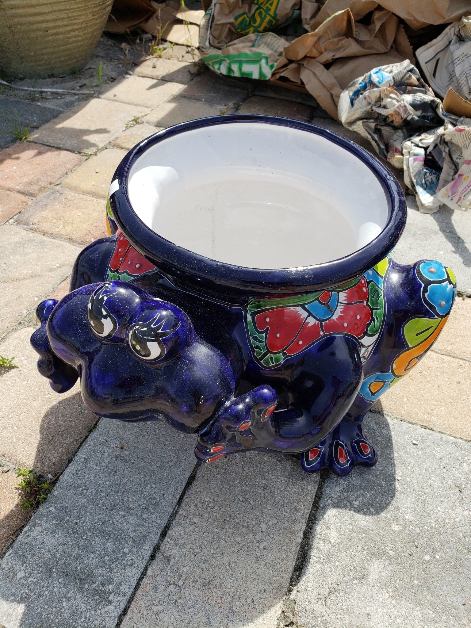 BIG FROG PLANTER TALAVERA SM - Pottery As Art