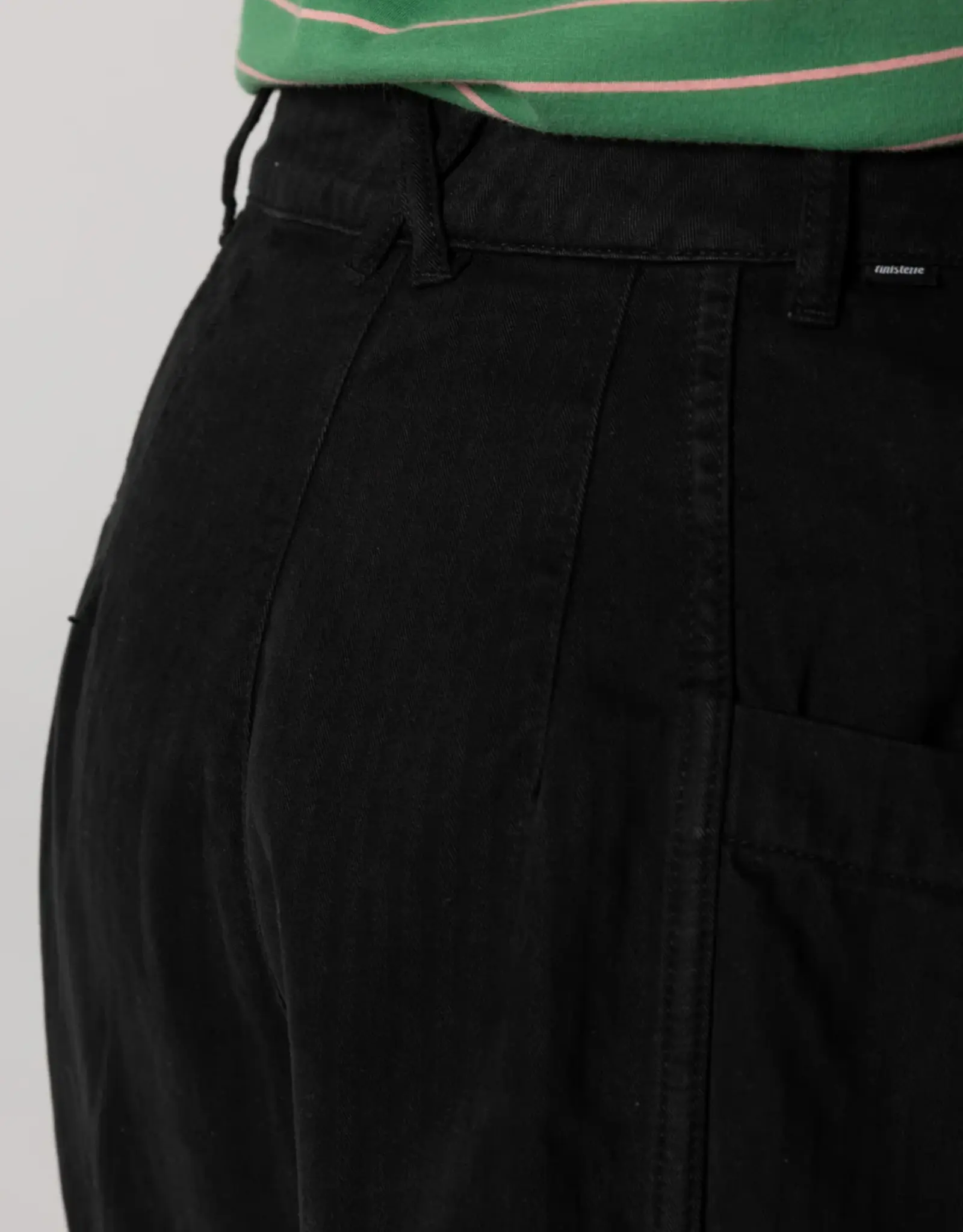 Finisterre - Croft Barrel Trouser - Black
