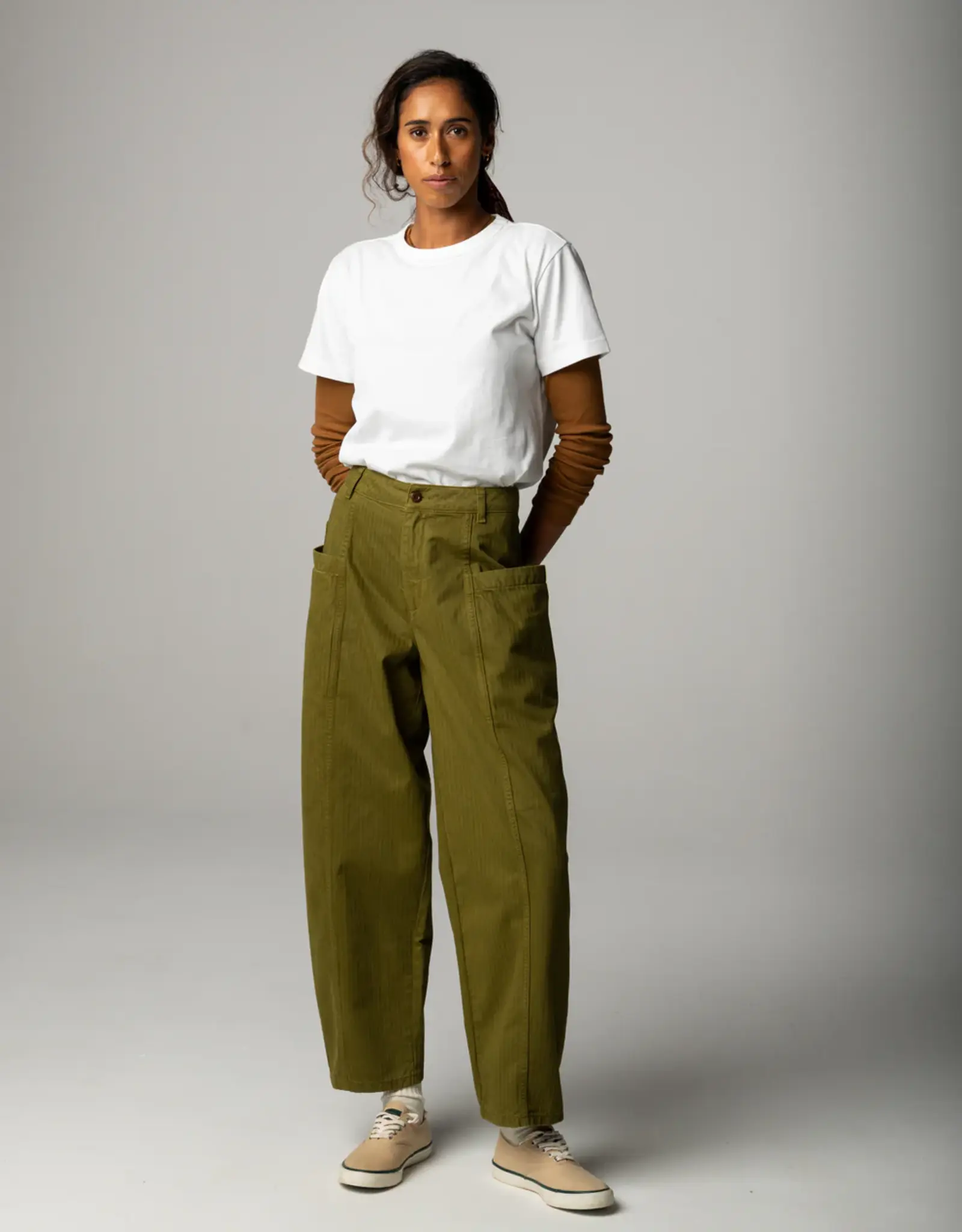 Finisterre - Croft Barrel Trouser - Marsh Green