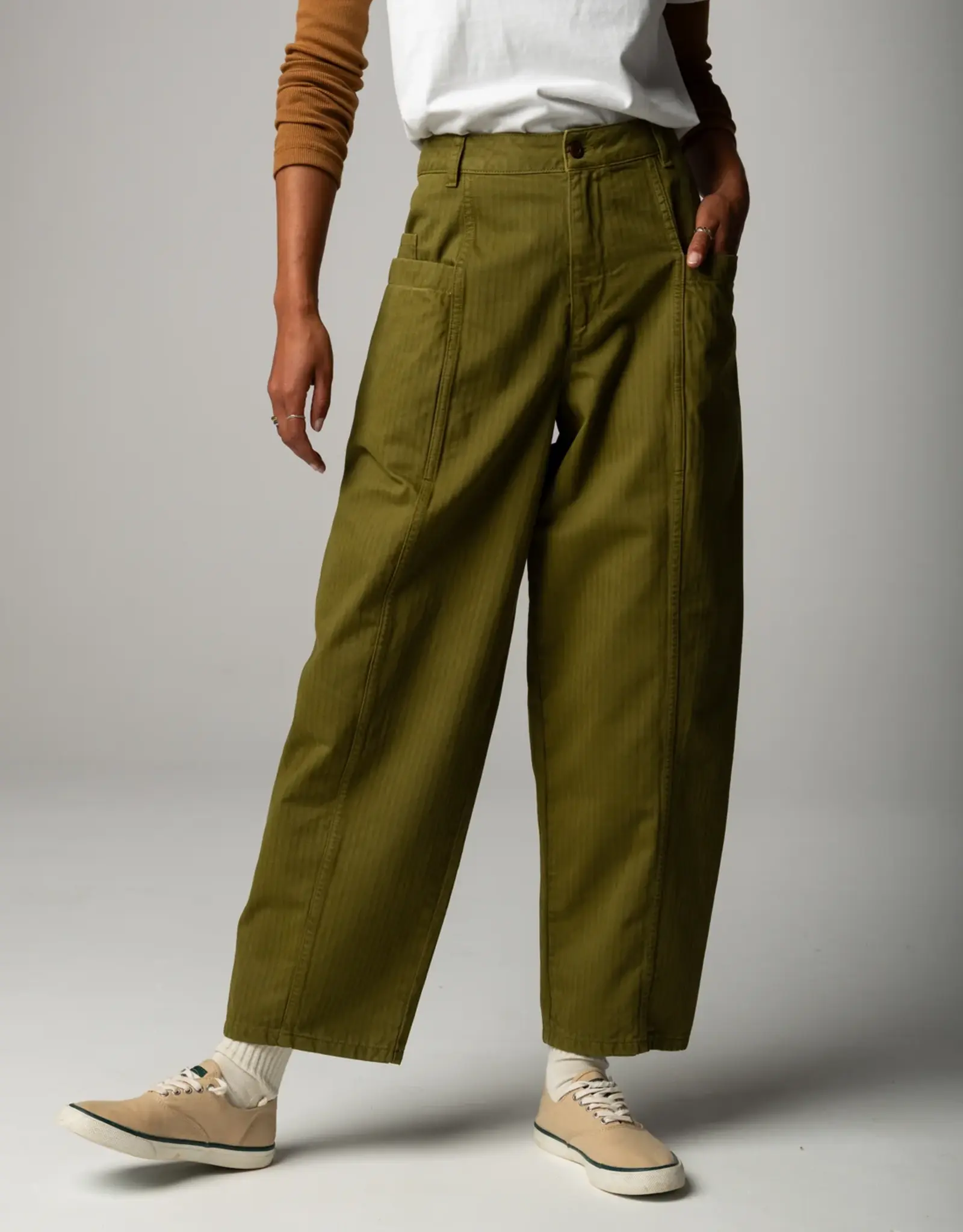 Finisterre - Croft Barrel Trouser - Marsh Green