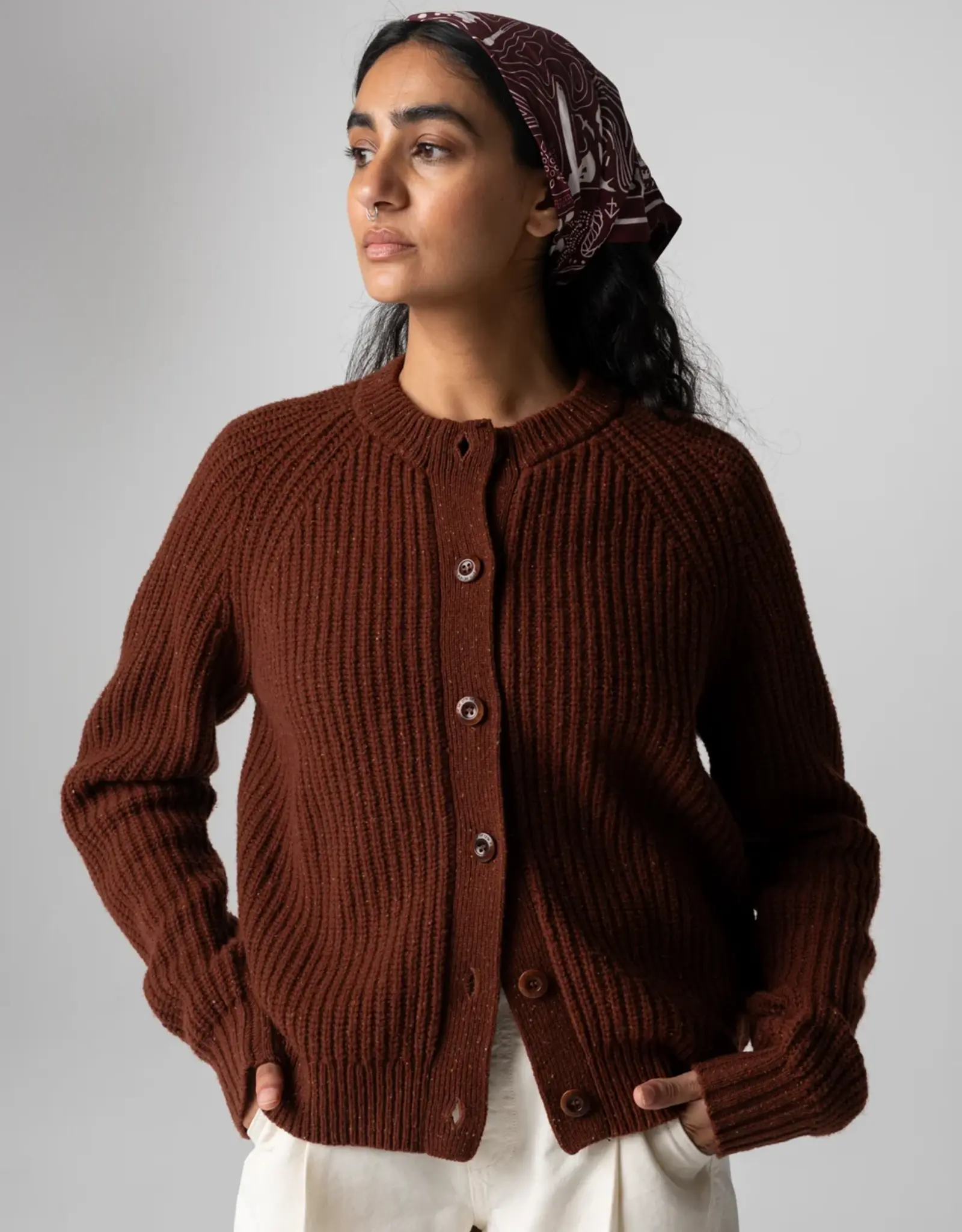 Finisterre - W's Mora Cardigan - Mahogany Brown