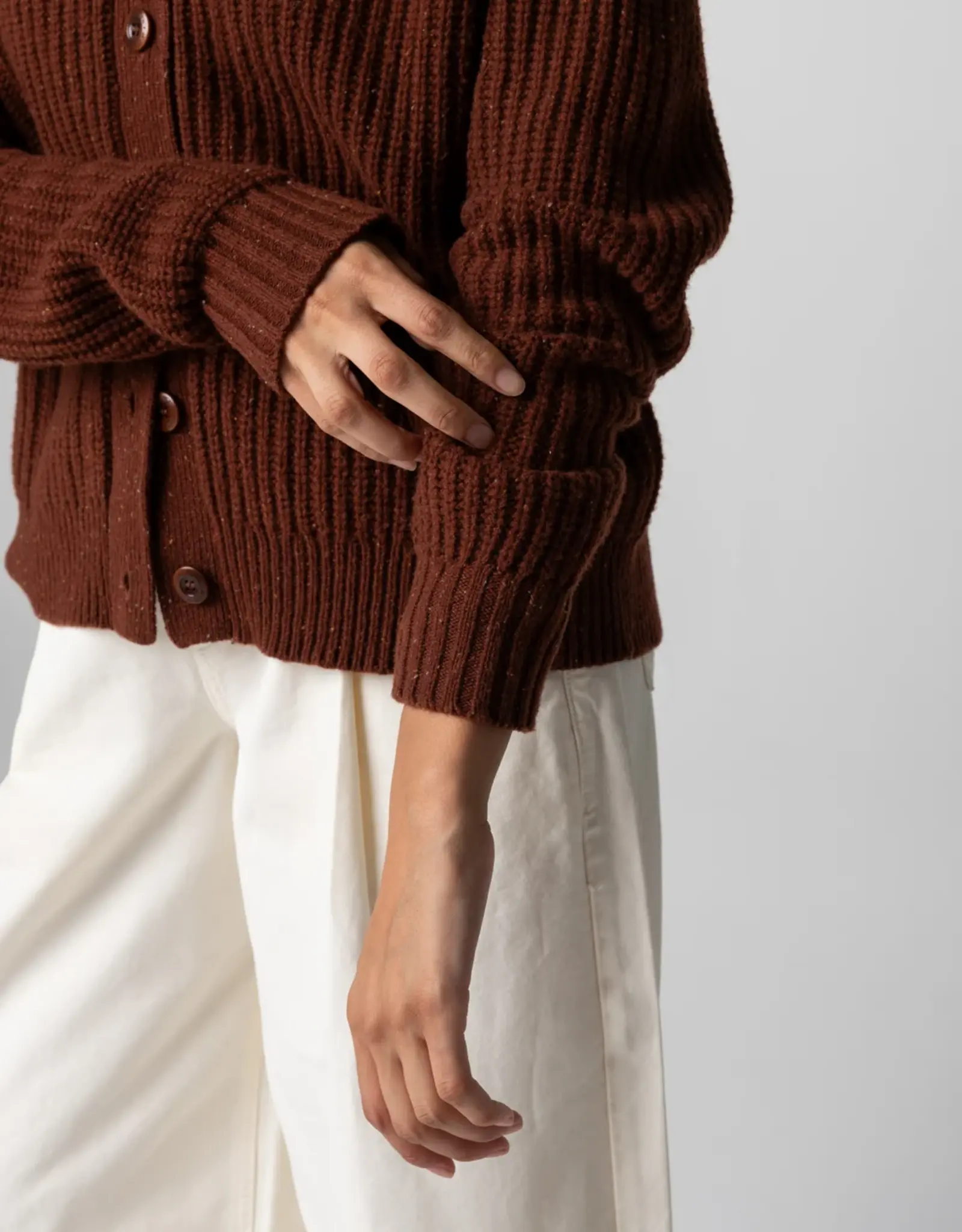Finisterre - W's Mora Cardigan - Mahogany Brown