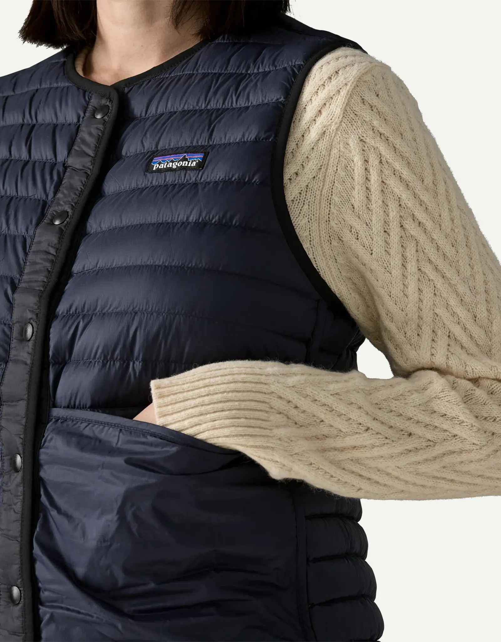 Patagonia - W's LW Rev Down Sweater Vest - Blk