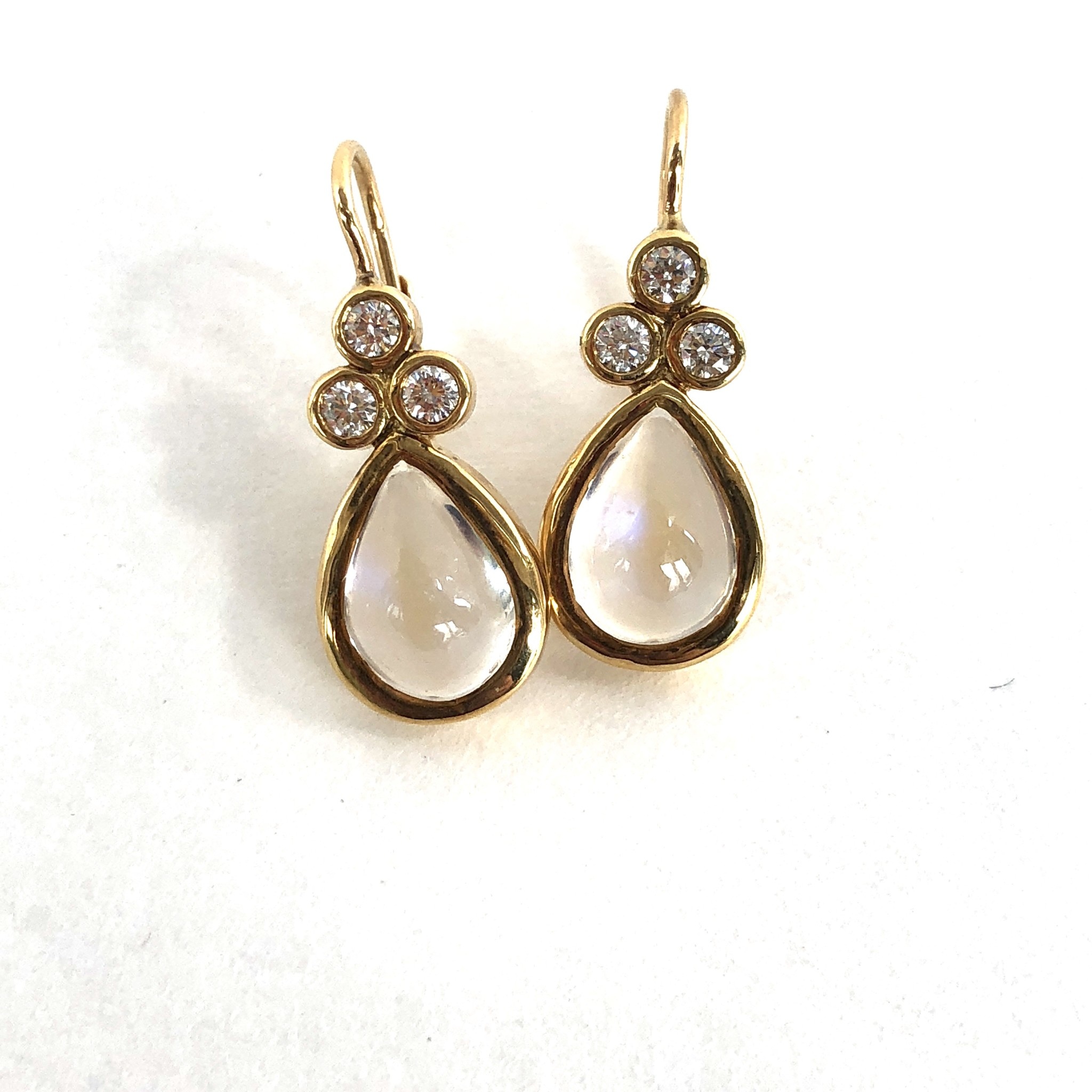TEMPLE ST CLAIR Classic Blue Moonstone Pear Earring