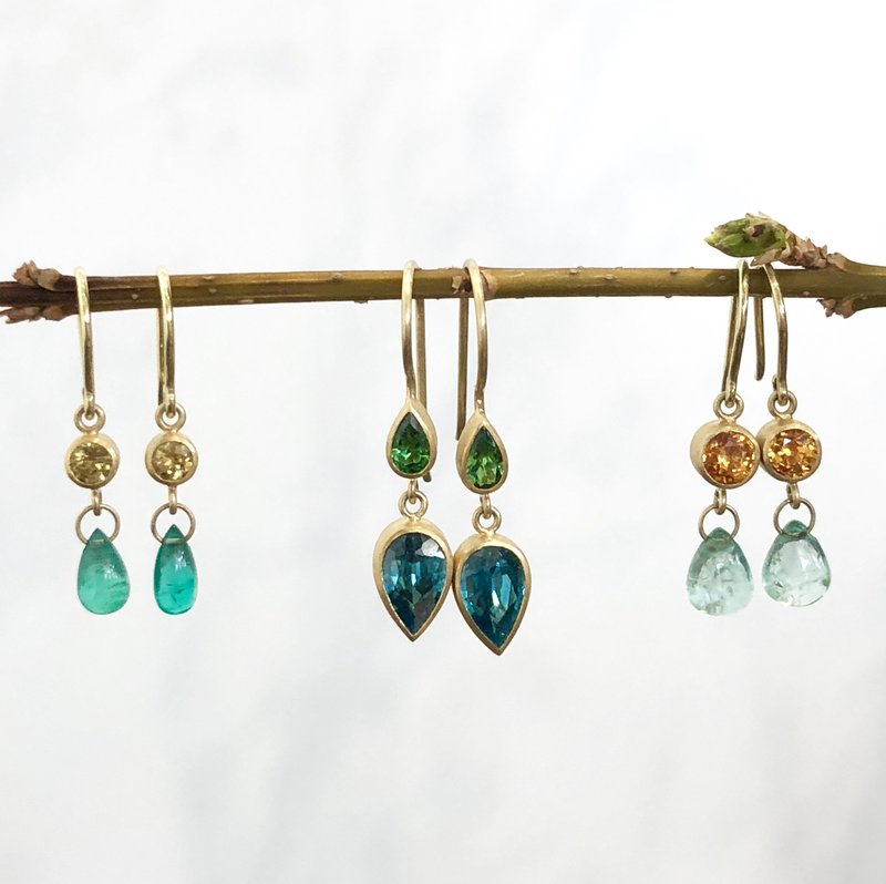 MALLARY MARKS Apple & Eve Earrings - Mali Garnet & Emerald