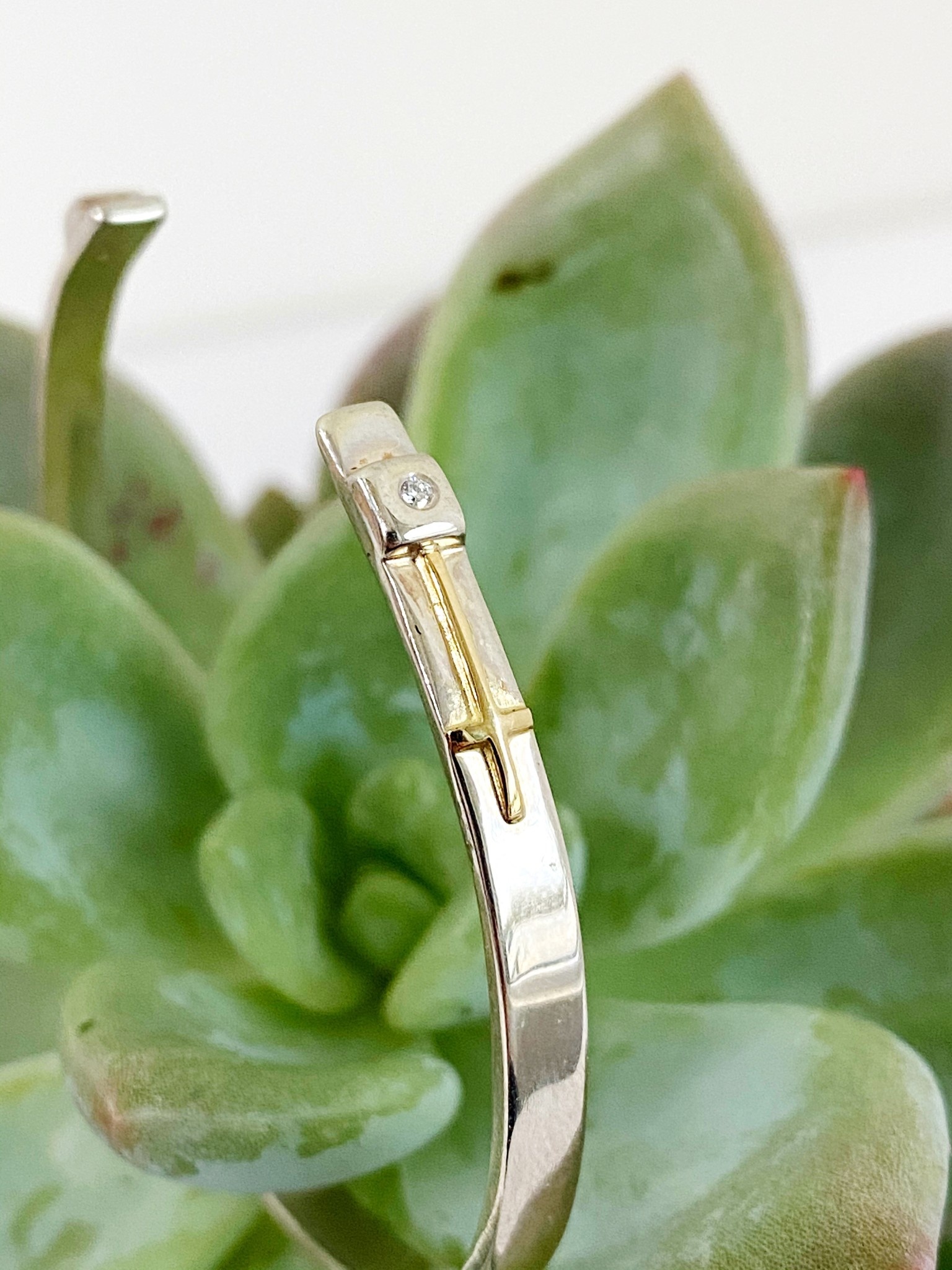 SHANNON JOHNSON Sterling Petite Signature Cuff