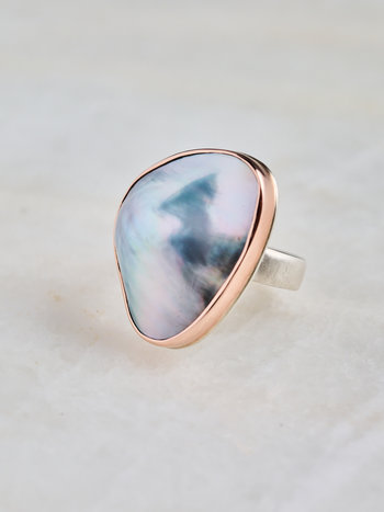 JAMIE JOSEPH Tahitian Mabe Pearl Ring