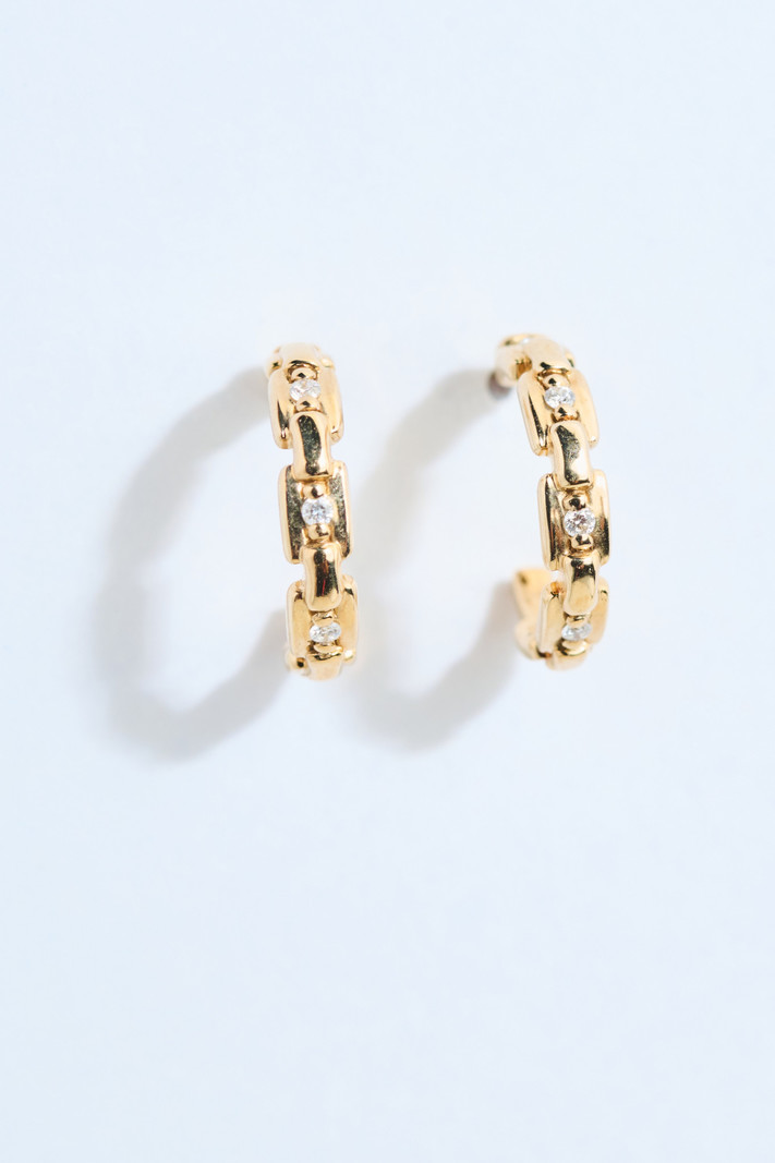 302 COLLECTION Diamond Link Huggie Post-back Earrings