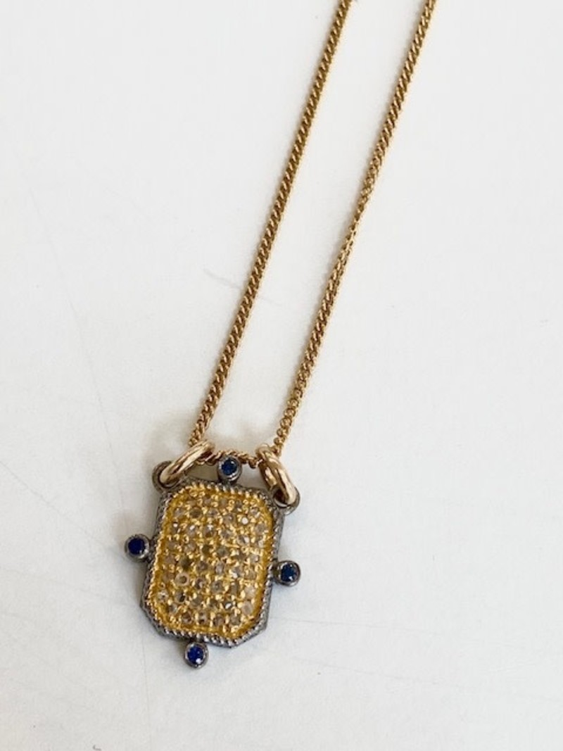 Textured Rectangle Pendant Necklace – Alison + Aubrey