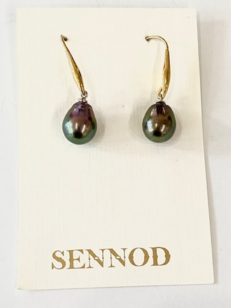 SENNOD Tahitian Pearl Earrings