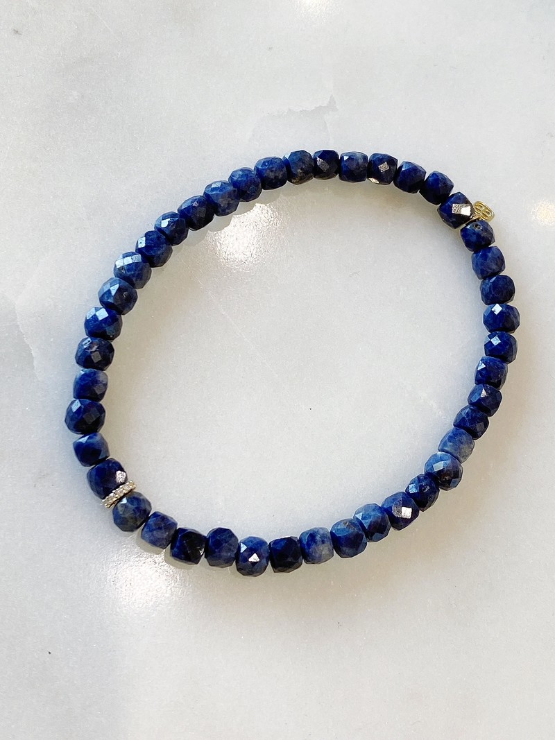 SYDNEY EVAN Small Rondelle on Blue Sapphire Cube Bracelet