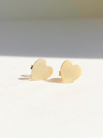SHANNON JOHNSON Gold Heart Stud Earrings