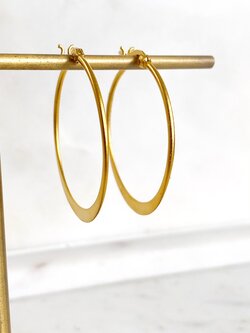 SENNOD Flat Matte Thin Hoop Earrings