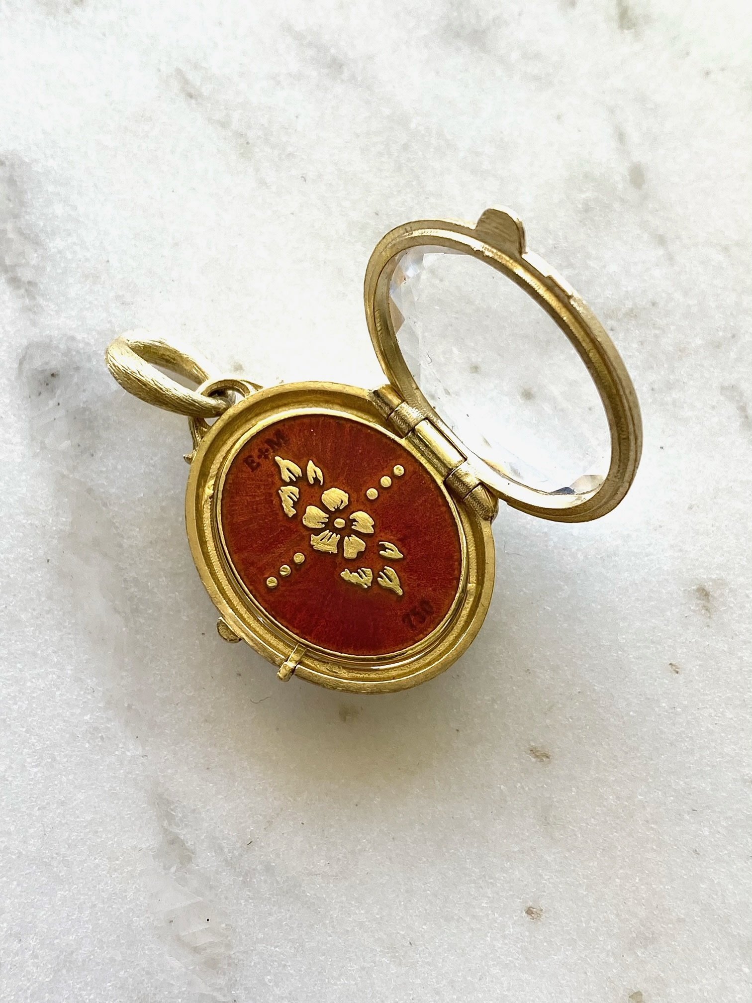 ERICA MOLINARI 18K Small Oval Lovers Eye Diamond Locket