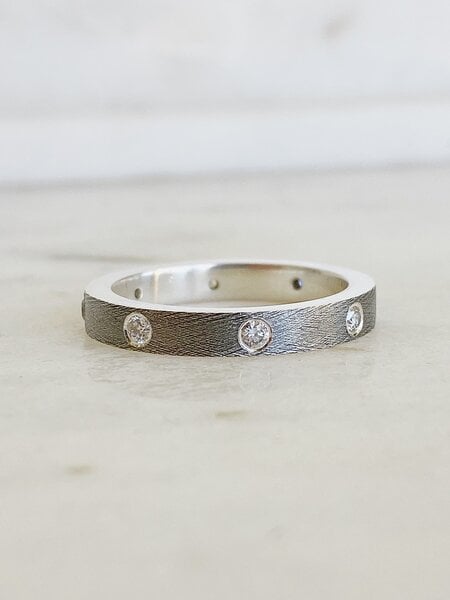 RENE ESCOBAR Diane Silver Diamond Ring