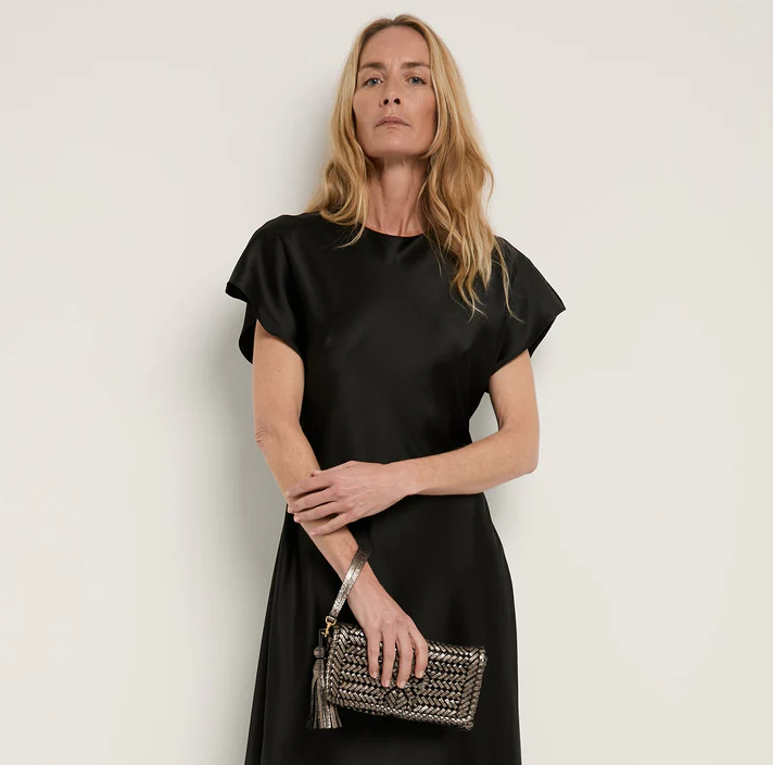 ANYA HINDMARCH Neeson Tassel Clutch - Metallic Smog