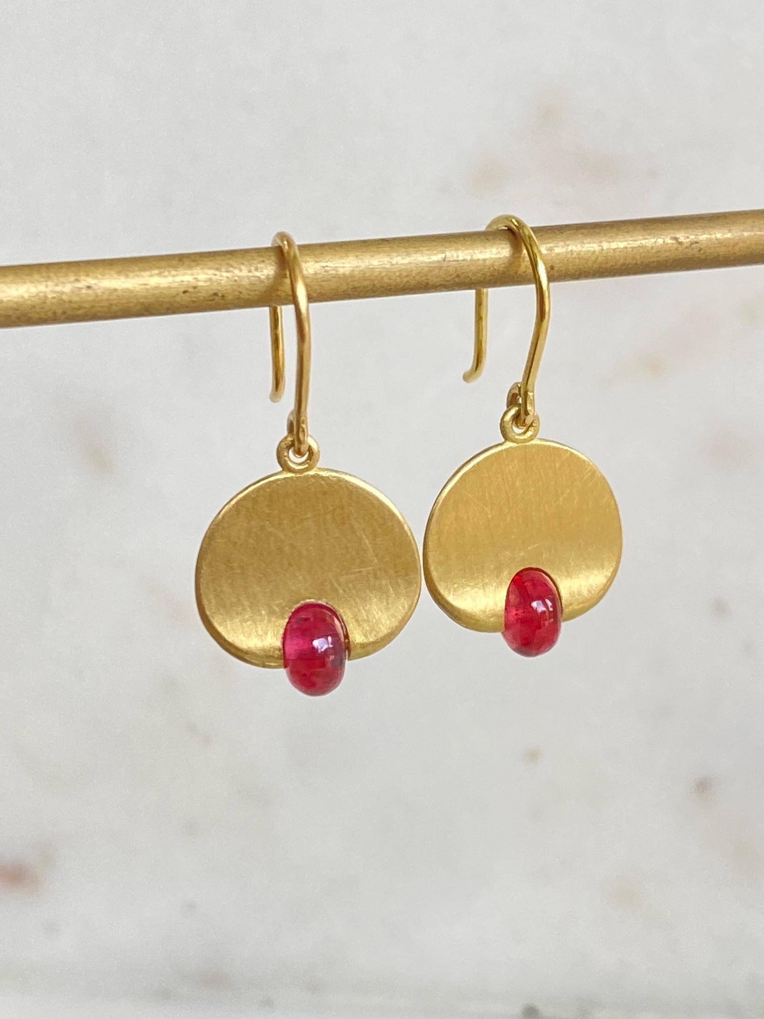 MALLARY MARKS Lily Pad - Red Spinel Earrings