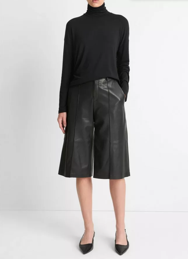 VINCE Relaxed Longsleeve Turtleneck - Black